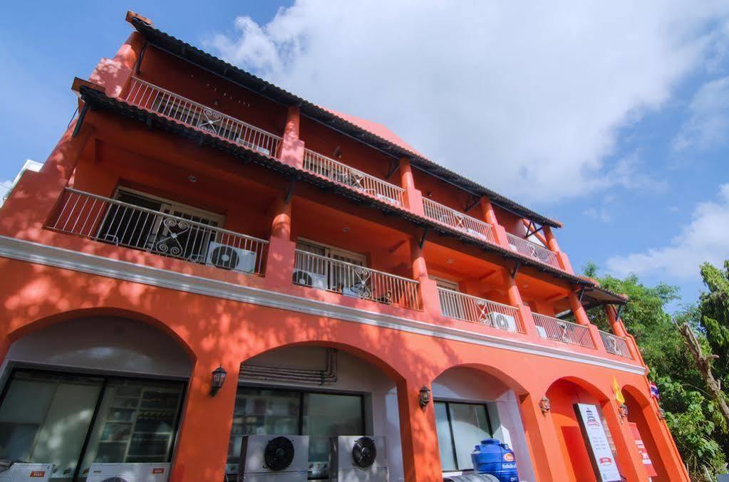 The Orange Pier Guesthouse บ้านบางจาก ภายนอก รูปภาพ
